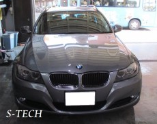 BMW,320i,E91,右ﾌﾛﾝﾄﾌｪﾝﾀﾞｰ,ｷｽﾞ,凹み,板金,塗装,修理,事例,ｴｽﾃｯｸ
