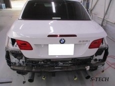 BMW,335i,E92,ﾘｱﾊﾞﾝﾊﾟｰ,ｷｽﾞ,割れ,修正,塗装,ｴｽﾃｯｸ