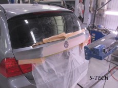 BMW,320i,E91,ﾊﾞｯｸﾄﾞｱ,凹み,板金,塗装,修理,ｴｽﾃｯｸ