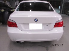 BMW,5ｼﾘｰｽﾞ,E60,ﾘｱﾊﾞﾝﾊﾟｰ,修理,塗装,ｴｽﾃｯｸ